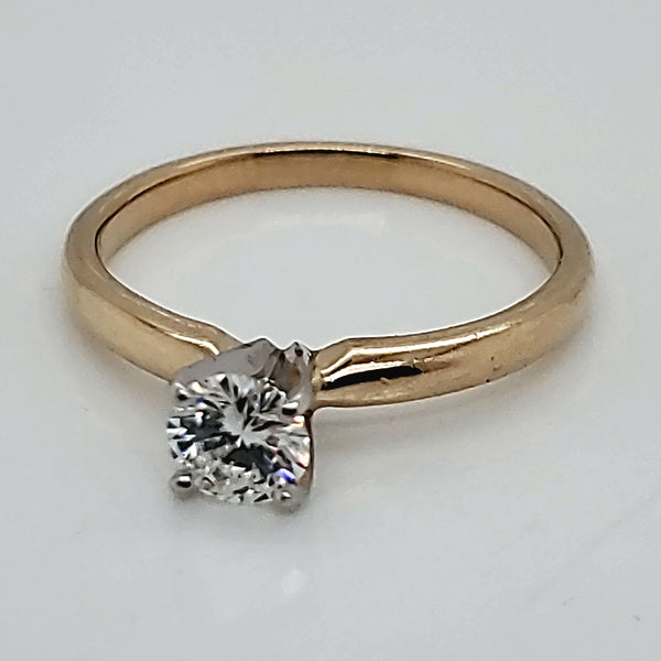 14kt Yellow Gold Leo Diamond Engagement Ring