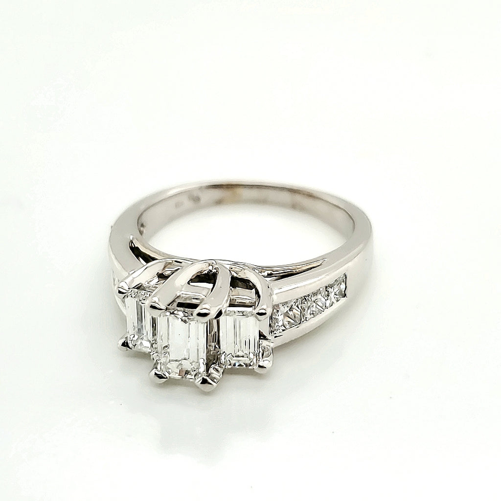 18Kt White Gold Emerald And Princess Cut Diamond Engagement Ring