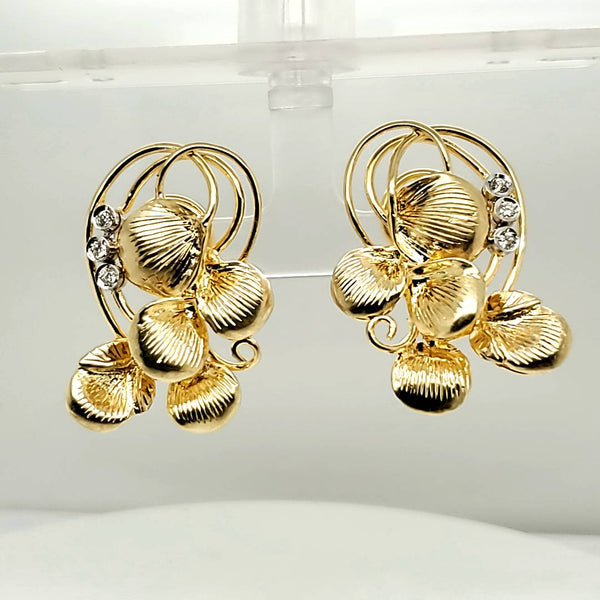 14kt Yellow Gold Flower and Diamond Earrings