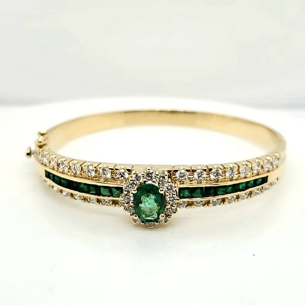 18Kt Yellow Gold Emerald And Diamond Bangle Bracelet