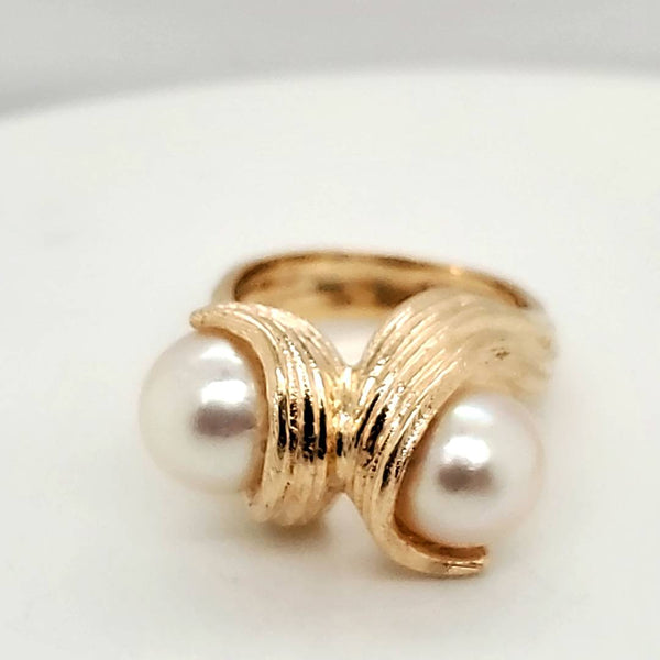 Vintage 14kt Yellow Gold and Pearl Ring