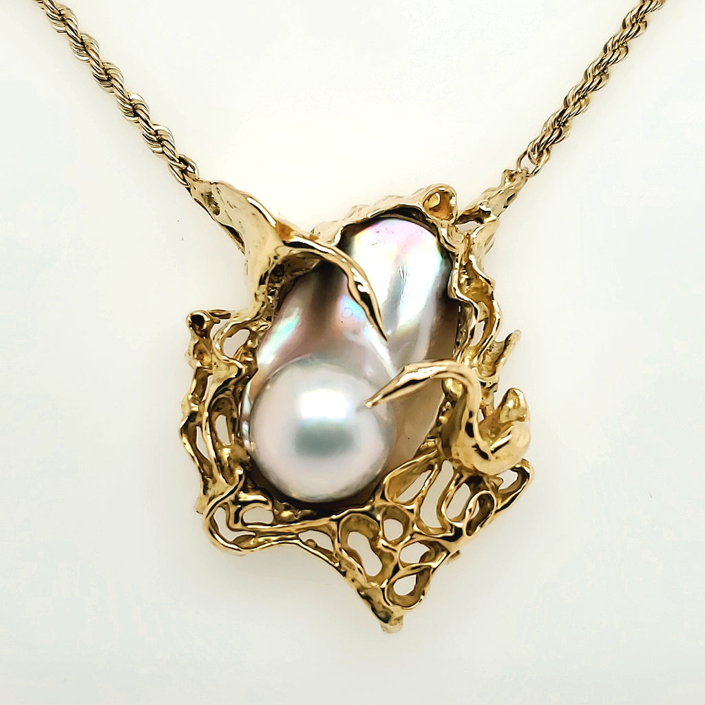 18kt Yellow Gold And Mobe Pearl Bird Motif Handmade Necklace