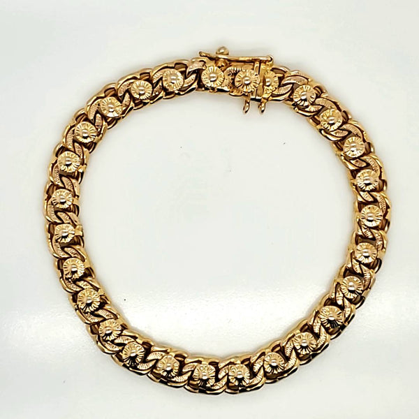 Vintage 14kt yellow gold flower motif bracelet