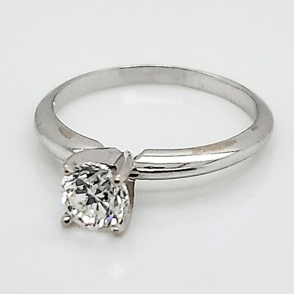 14kt White Gold 1.00 Carat Round Brilliant Cut diamond Solitaire Engagement ring