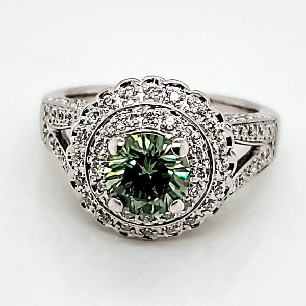 18kt White Gold Iradiated Green Diamond Ring