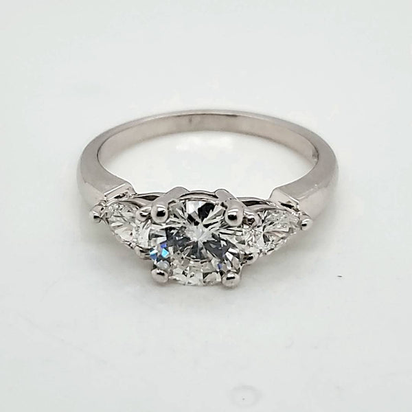 14kt White Gold 1.27 Carat Round, Brilliant Cut Diamond Engagement Ring