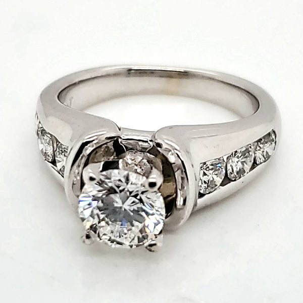 18kt White Gold 1.00 Carat Round Brilliant Cut Diamond Engagement Ring