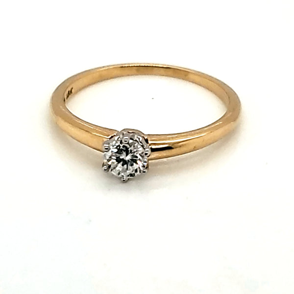 Pre-owned Tiffany & Co 18kt Yellow Gold .22 Carat Round, Brilliant Cut Diamond Solitaire Engagement Ring