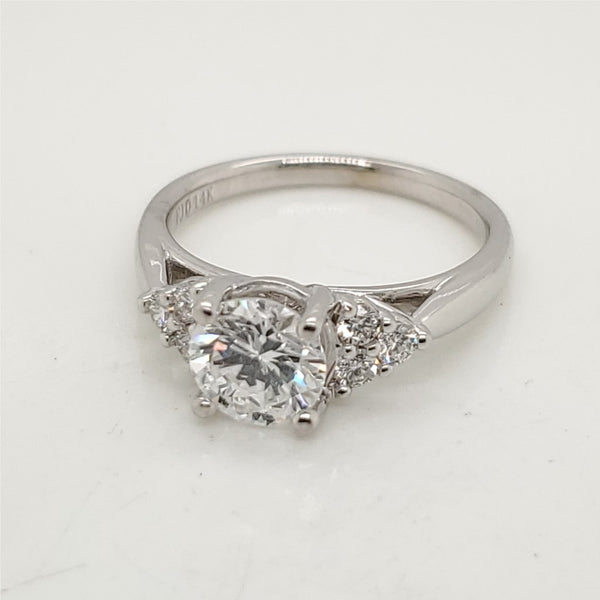 14kt White Gold 1.06 Carat Round Brilliant Cut Diamond Engagement Ring