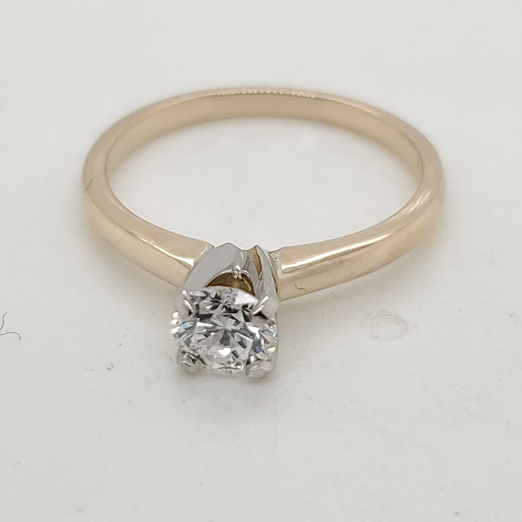 14Kt Gold .40 Carat Round, Brilliant Cut Diamond Solitaire Engagement Ring