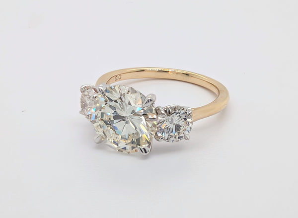 14K Yellow and White Gold 3-Stone Diamond Ring