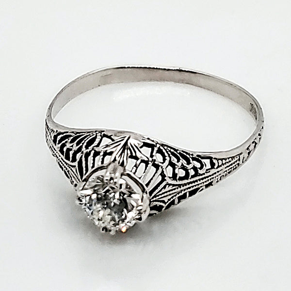 Vintage 18kt White gold .43 Diamond Filigree Engagement Ring