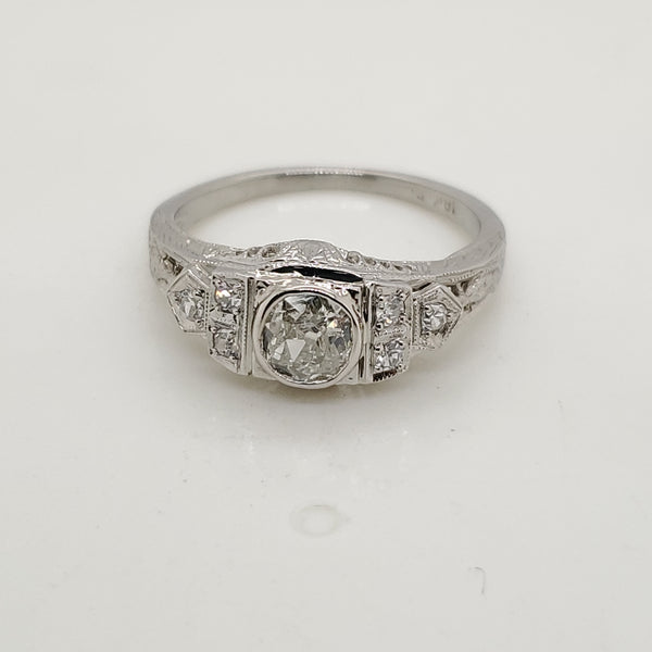Art Deco 18Kt White Gold And Diamond Engagement Ring