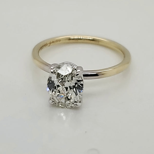 14kt White Gold 1.50 Carat Oval Diamond Engagement Ring