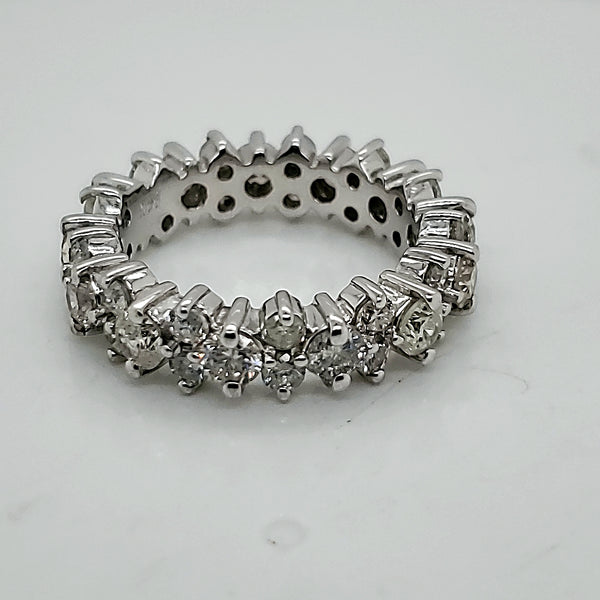 14kt White Gold Round Diamond Eternity Style Wedding Band