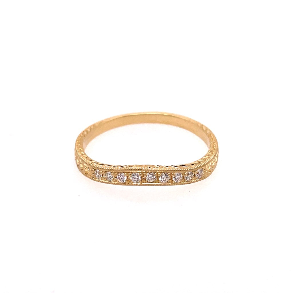 18kt Yellow Gold Engraved Curved Diamond Wedding Band