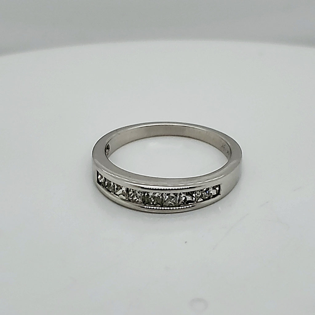 14kt Gold and Diamond Wedding Band