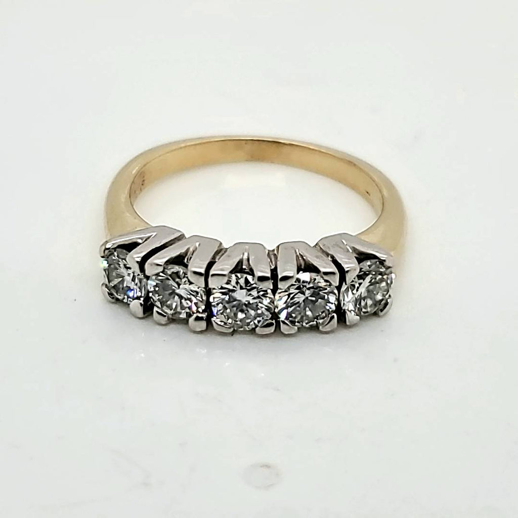 14kt Gold and Diamond Wedding Band