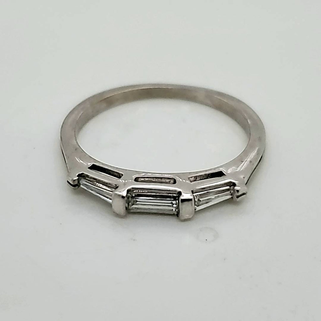 14kt White Gold Baguette Cut Diamond Wedding Band