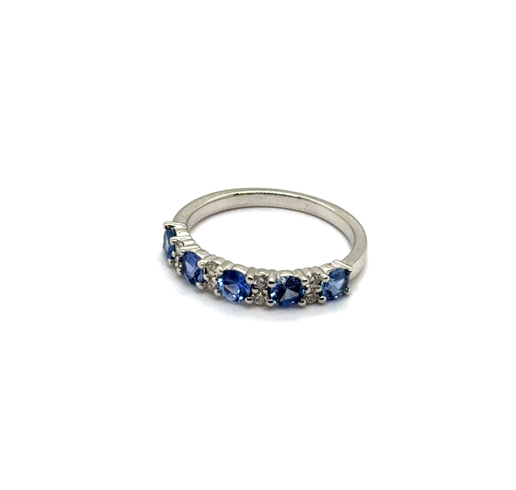 14kt White Gold 1.16Ctw Sapphire And Diamond Band Finger Size 7