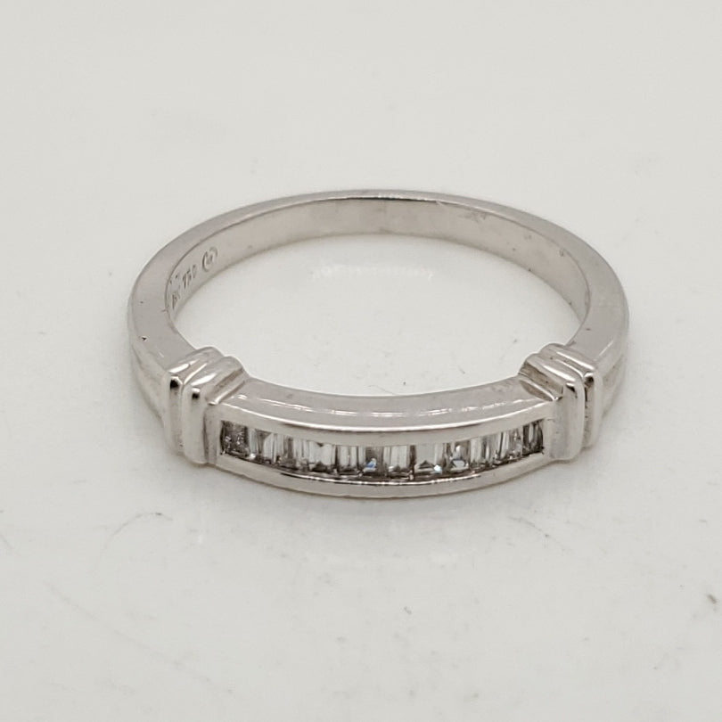 18kt White Gold Baguette Cut Diamond Wedding Band