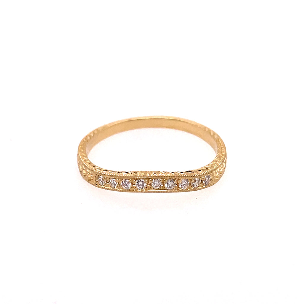 18kt Yellow Gold Engraved Curved Diamond Wedding Band