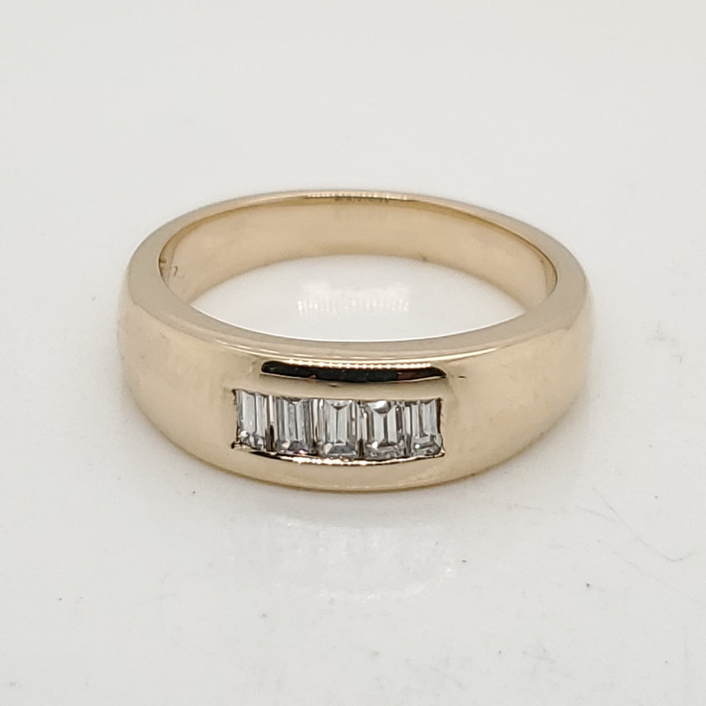 14kt Yellow Gold Baguette Diamond Band