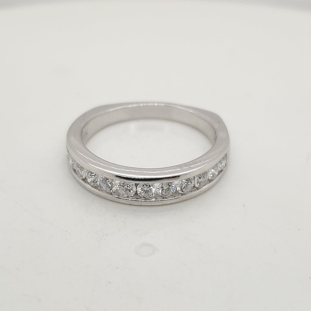 18kt Gold and Diamond Wedding Band