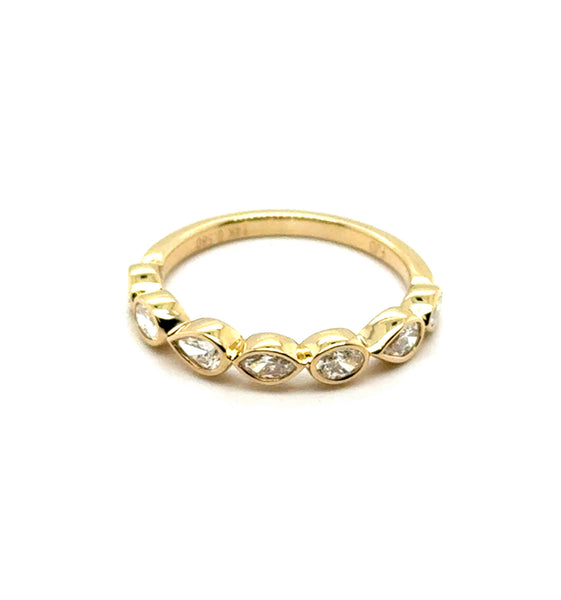 14kt Yellow Gold 0.58Ctw Alternating Diamond Stackable Wedding Band