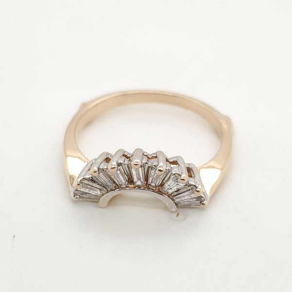 14Kt Yellow Gold Baguette Cut Diamond Curved Band