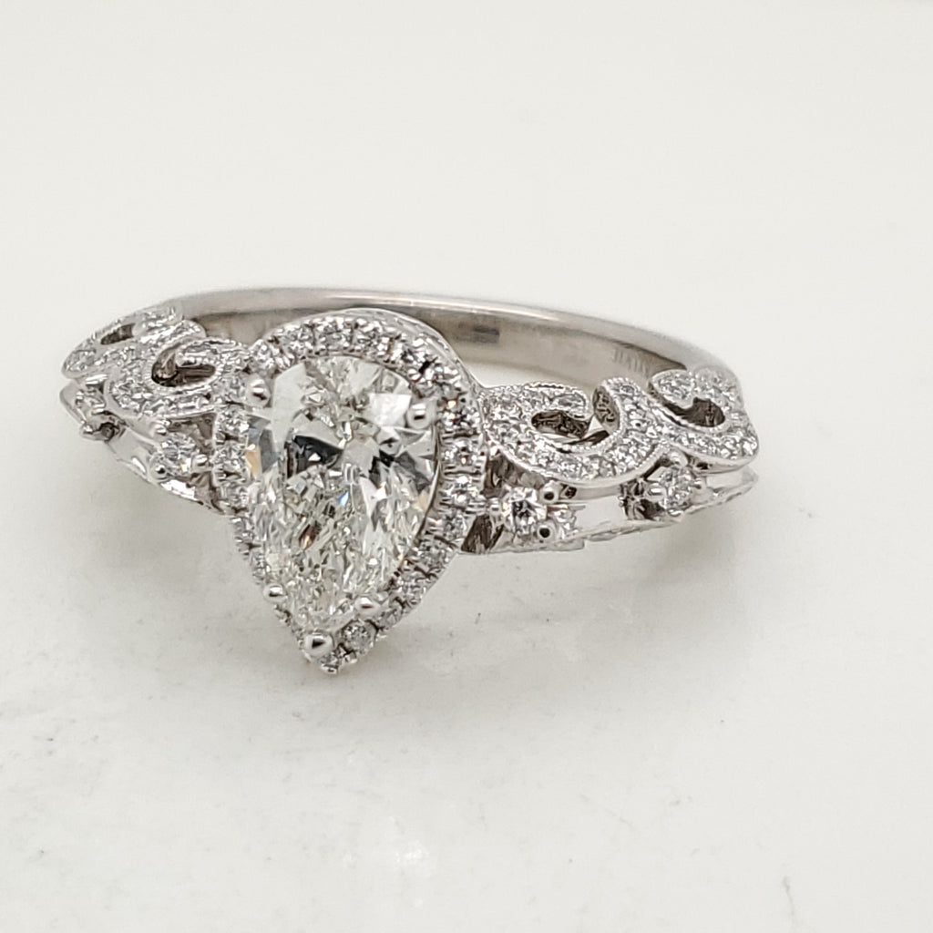 14kt White Gold 1.01 Carat Pear Shaped Diamond Engagement Ring