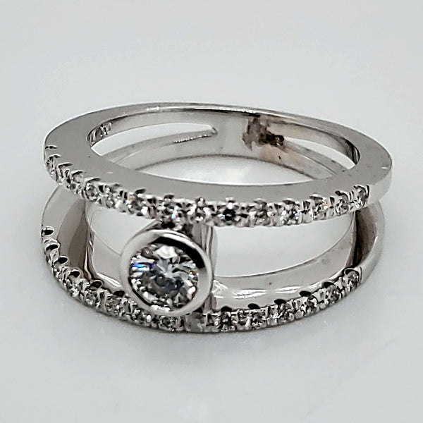 18kt White Gold Bezel Set Diamond Ring