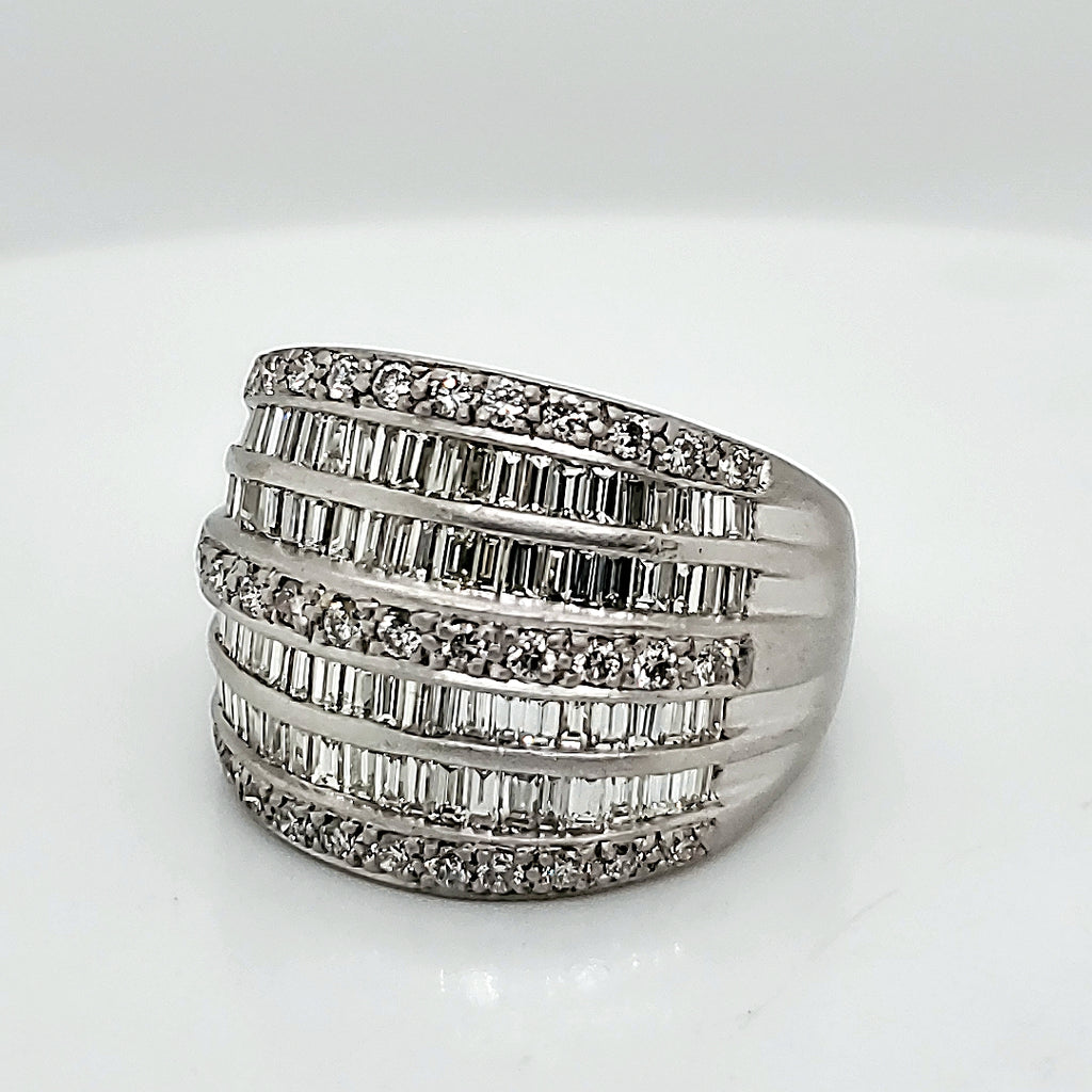 18kt White Gold Round and Baguette Cut Wide Diamond Ring