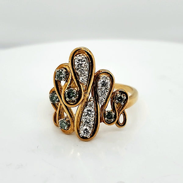 Vintage 18kt Yellow Gold Green and White Diamond Ring