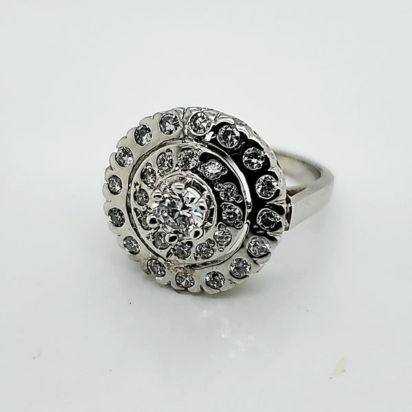 Vintage 14Kt White Gold And Diamond Round Ring