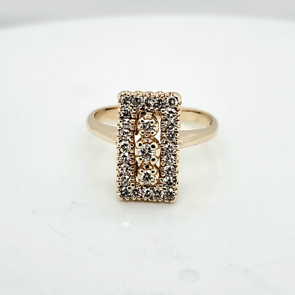 14Kt Yellow Gold Diamond Ring