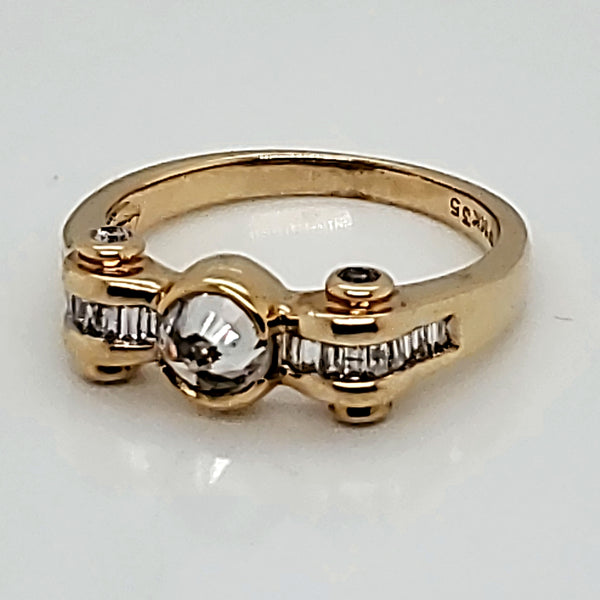 Unique Inverted Set Round Diamond 14Kt Gold Ring