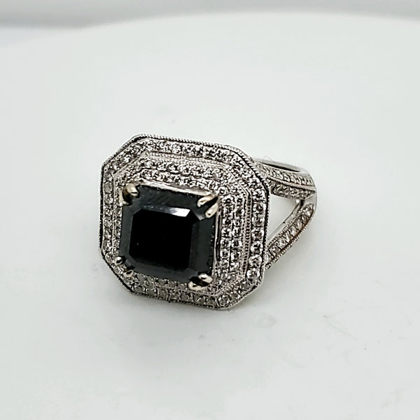 14kt White Gold Black and White Diamond Ring