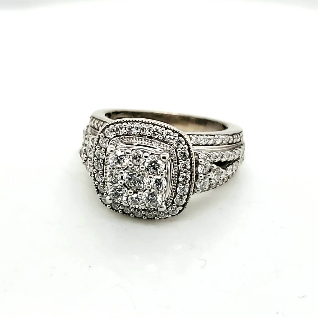 14kt White Gold 2.00 Carat Total Weight Diamond Ring