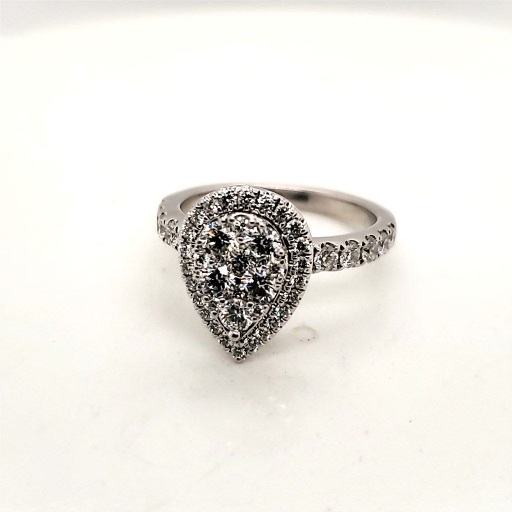 14kt White Gold Pear Shaped Diamond Ring