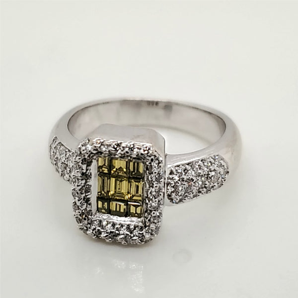 18kt White Gold Yellow and White Diamond Ring