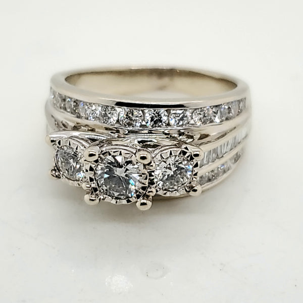 14kt White gold round and Baguette Diamond Wedding Set