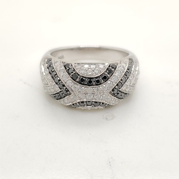 14kt White Gold Black and White Diamond Ring