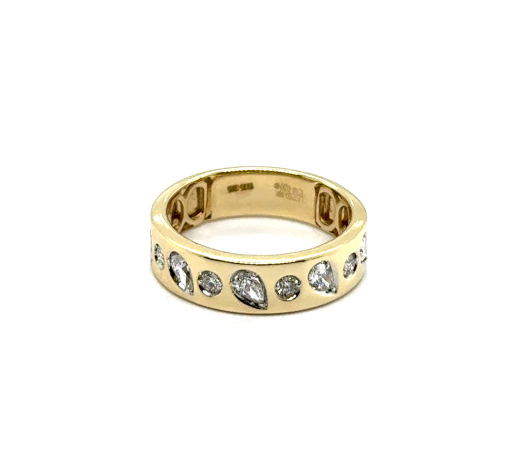 .58 Ctw 14Kt Yellow Gold Pear And Brilliant Round Cut Diamond Band