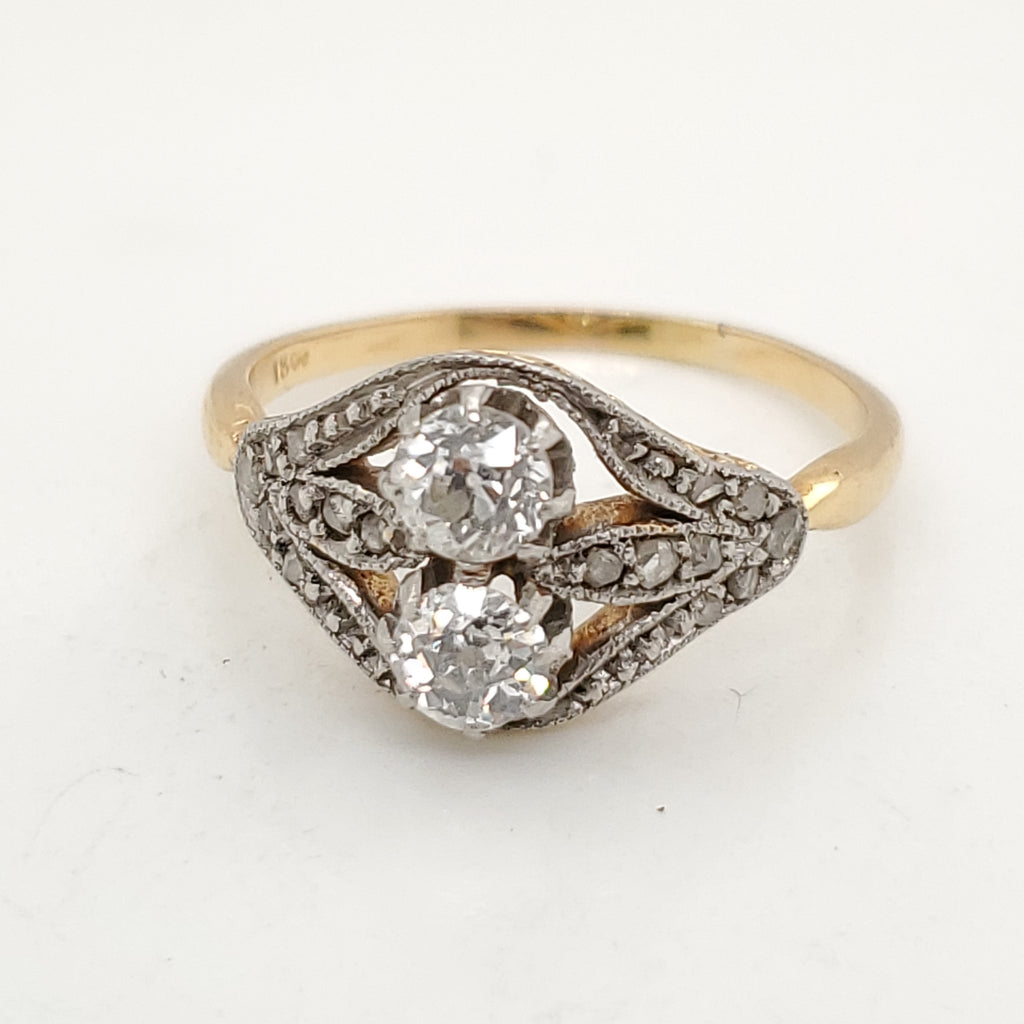 Art Deco 18kt Gold and Diamond Ring