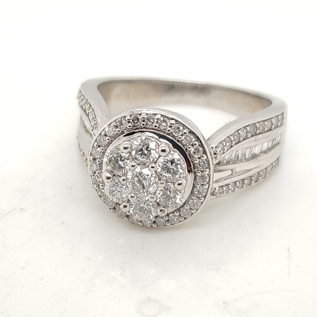 10kt White Gold Round and Baguette Cut Diamond Ring