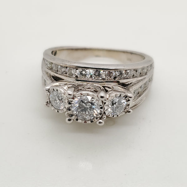 14kt White Gold 1.76 Carat Total Weight Diamond Ring
