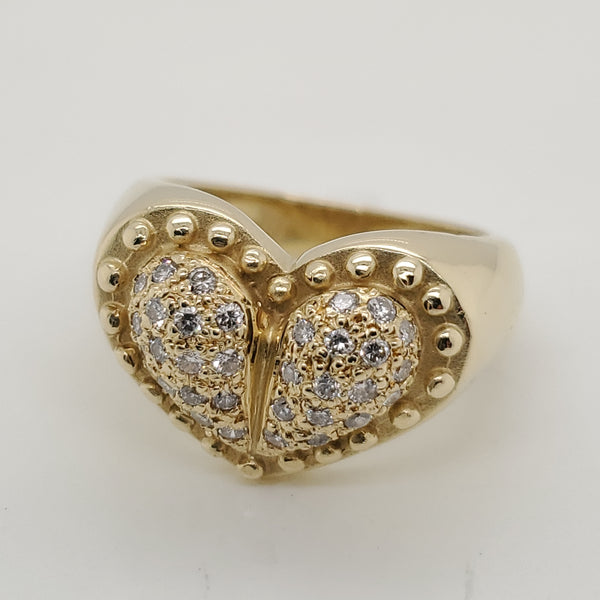 18kt Yellow Gold Heart Shaped Diamond Ring