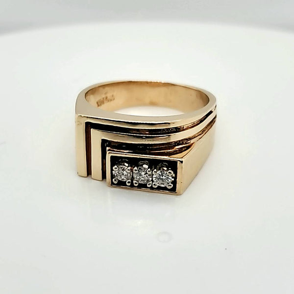 Mens 14kt Yellow Gold and Diamond Ring