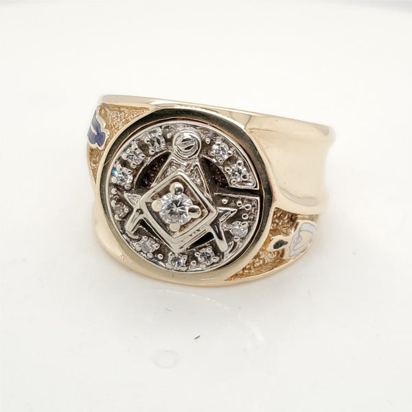 Vintage mens 14kt yellow gold and diamond Masonic ring